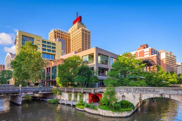 5 Best Neighborhoods in San Antonio for Singles and Young Professionals