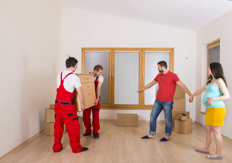 Hiring Movers Vs. DIY Move: Which is Best For You?