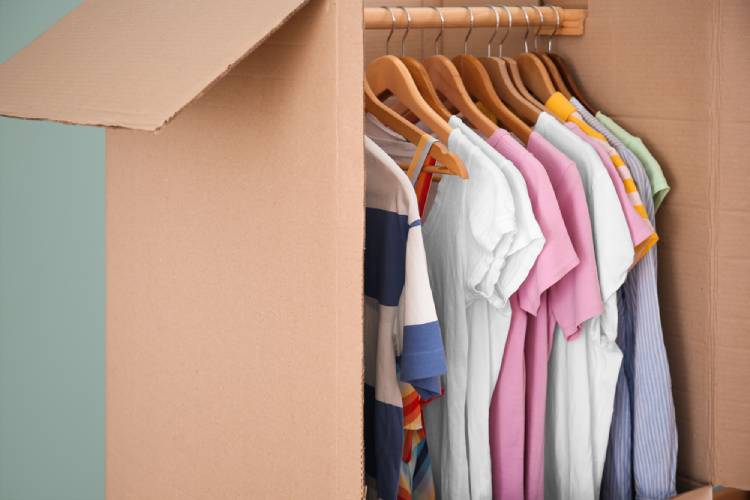 The BEST Way to Pack Clothes Hangers in a Box 