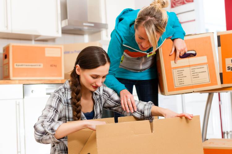 how to pack kitchen for moving