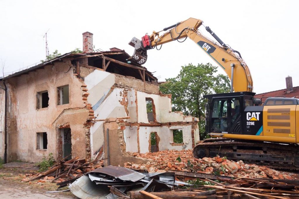 How Much Does it Cost to Tear Down a House